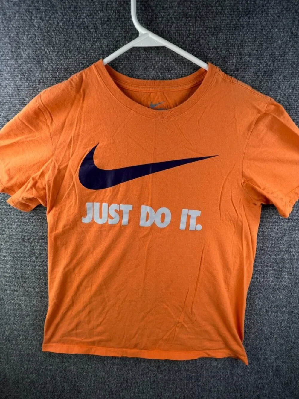 Nike Shirt Adult Medium Athletic Fit Orange Lightweight Short Sleeve Unisex
